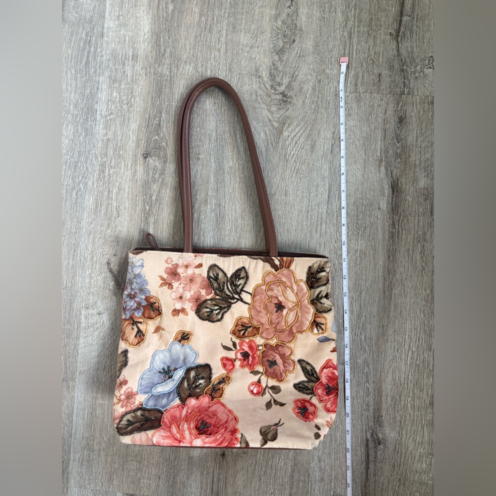 Bueno Floral Embroidered Tote - Pink Beige Multicolor beaded embellishment boho - Picture 12 of 16